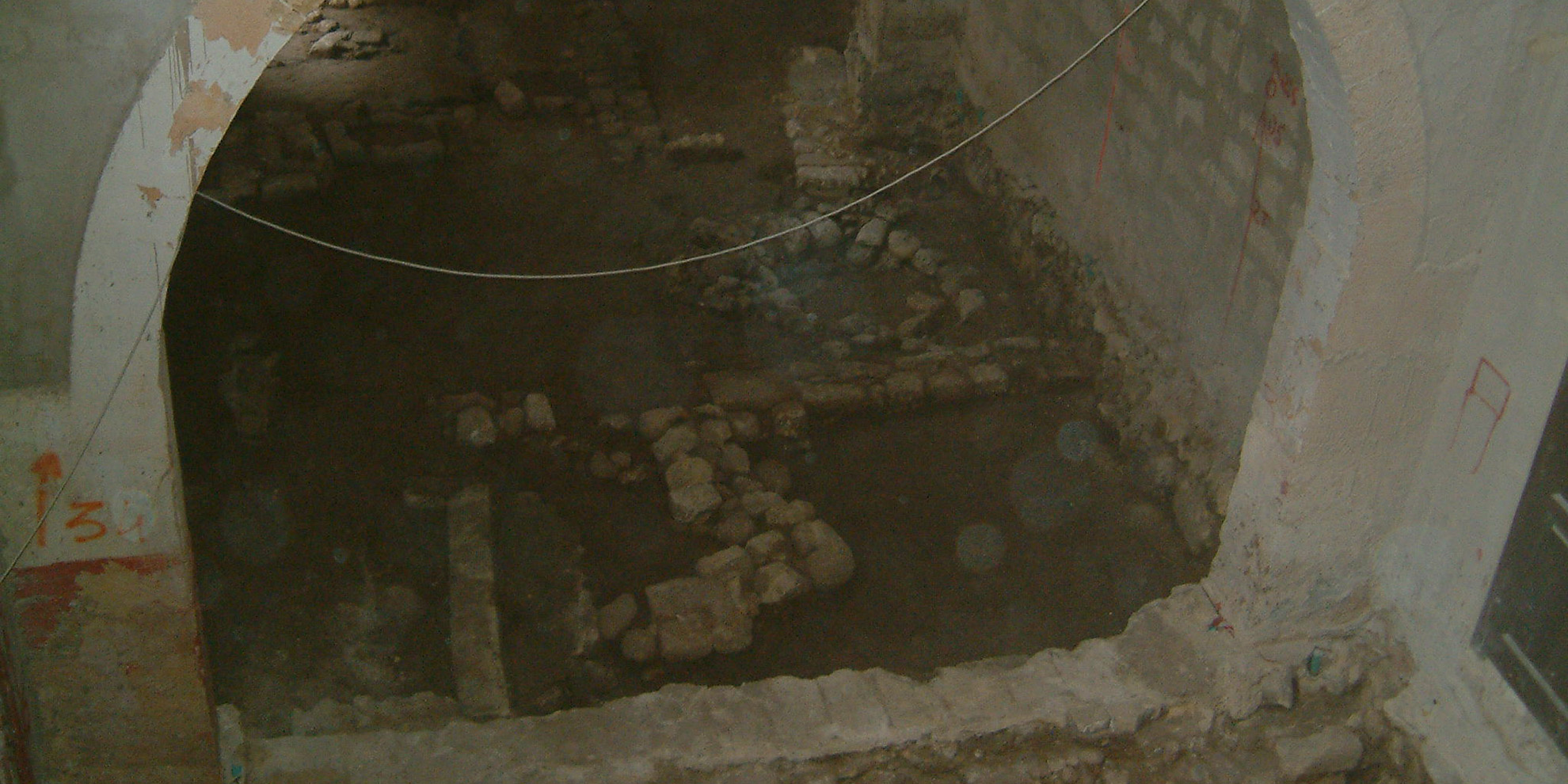 scavo-archeolog-loc-T16-1